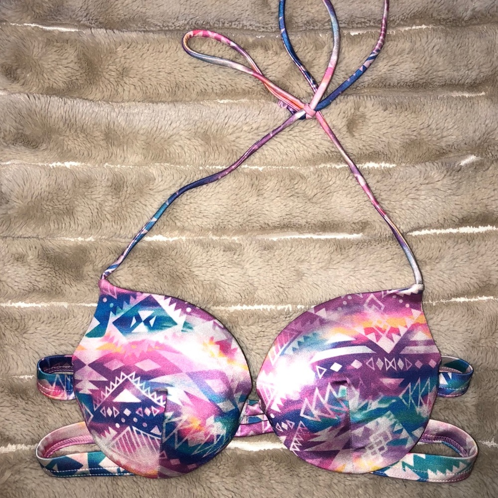 PINK bikini top! 💕